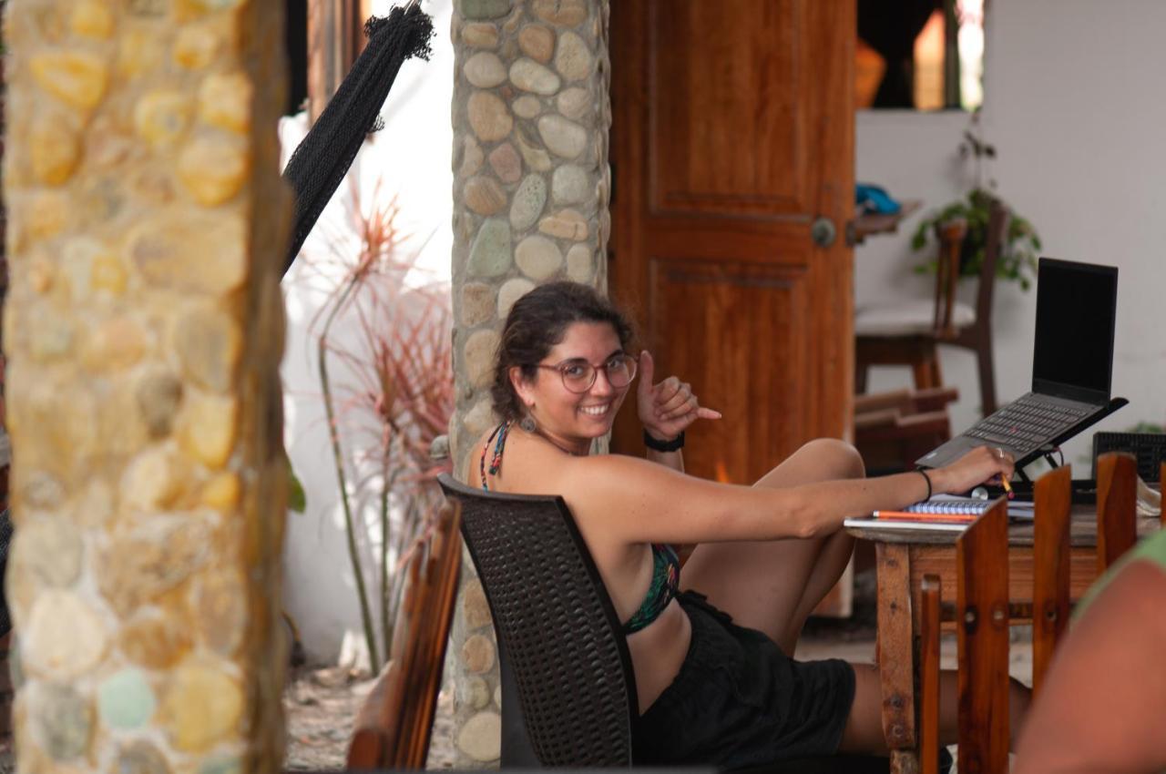 Hostal Mirada Al Mar Las Tunas 외부 사진